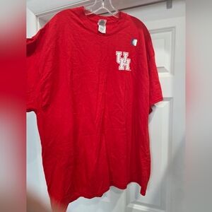University of Houston Red Logo Tee. 2XL. New